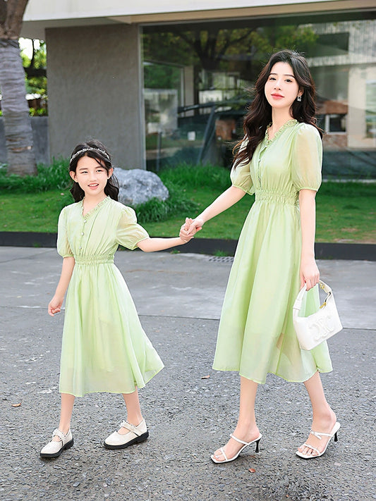 Classy Mother-Daughter Matching Outfit Green Dress Summer New Fashionable Parent-Child Dress Western Style Slimming Vacation Style Trendy Beach Dress