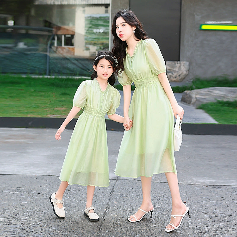 Classy Mother-Daughter Matching Outfit Green Dress Summer New Fashionable Parent-Child Dress Western Style Slimming Vacation Style Trendy Beach Dress