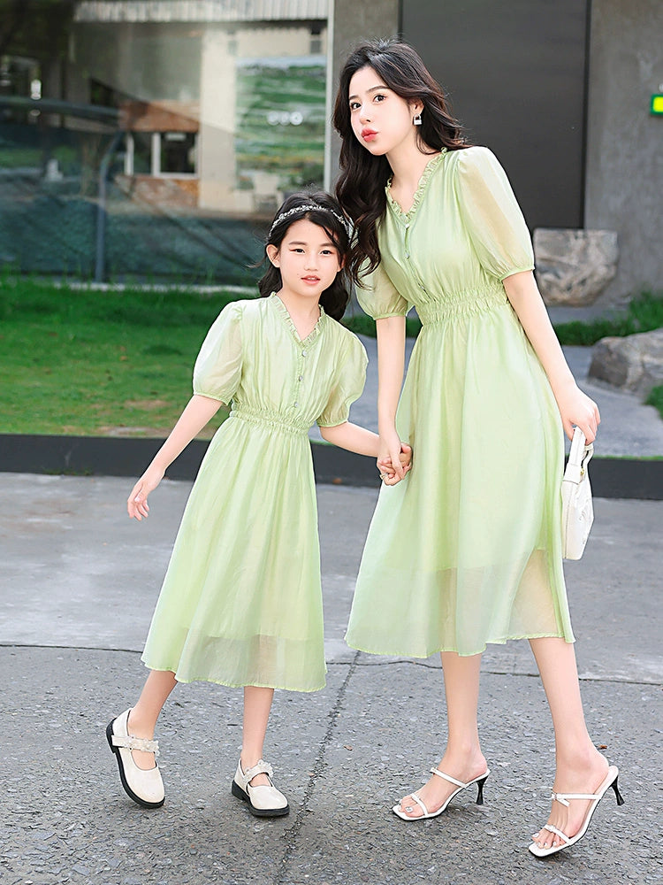 Classy Mother-Daughter Matching Outfit Green Dress Summer New Fashionable Parent-Child Dress Western Style Slimming Vacation Style Trendy Beach Dress