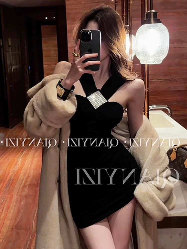Pure Desire Sexy Halter Diamond Sleeveless Dress Women's Summer New Arrival Tight Waist Slim Looking Ruched Sexy Hip Skirt