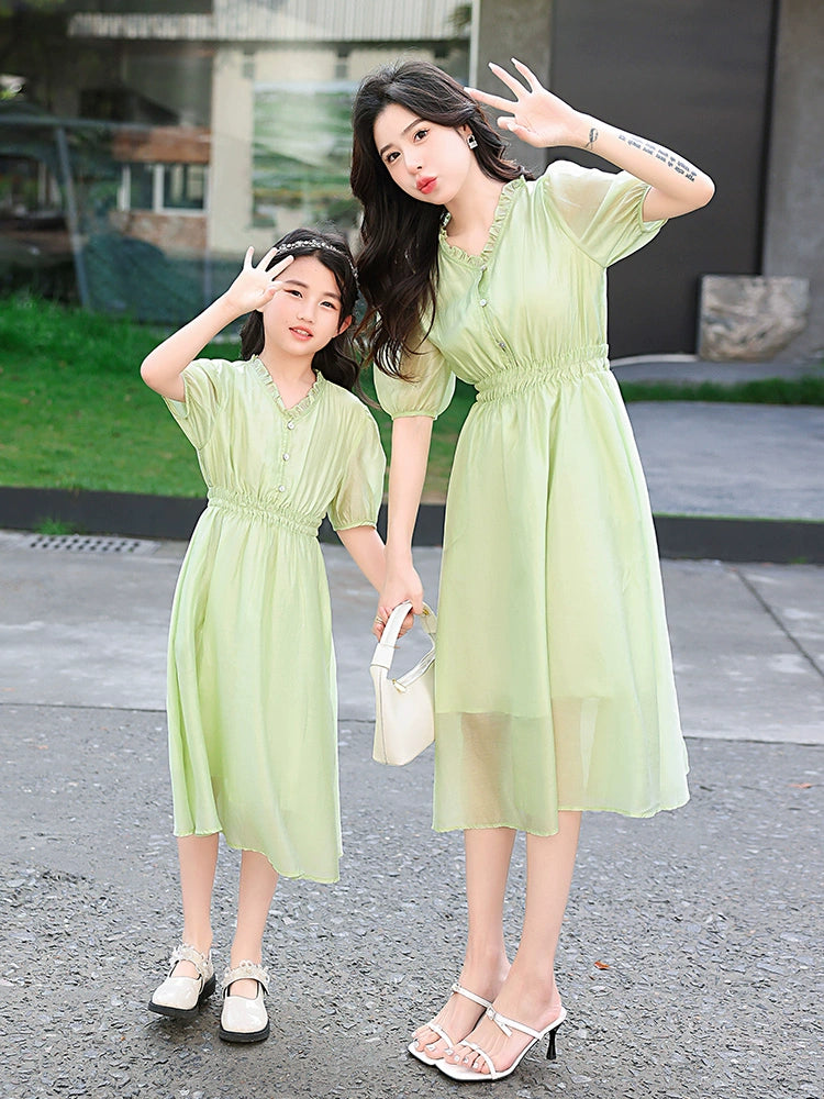 Classy Mother-Daughter Matching Outfit Green Dress Summer New Fashionable Parent-Child Dress Western Style Slimming Vacation Style Trendy Beach Dress