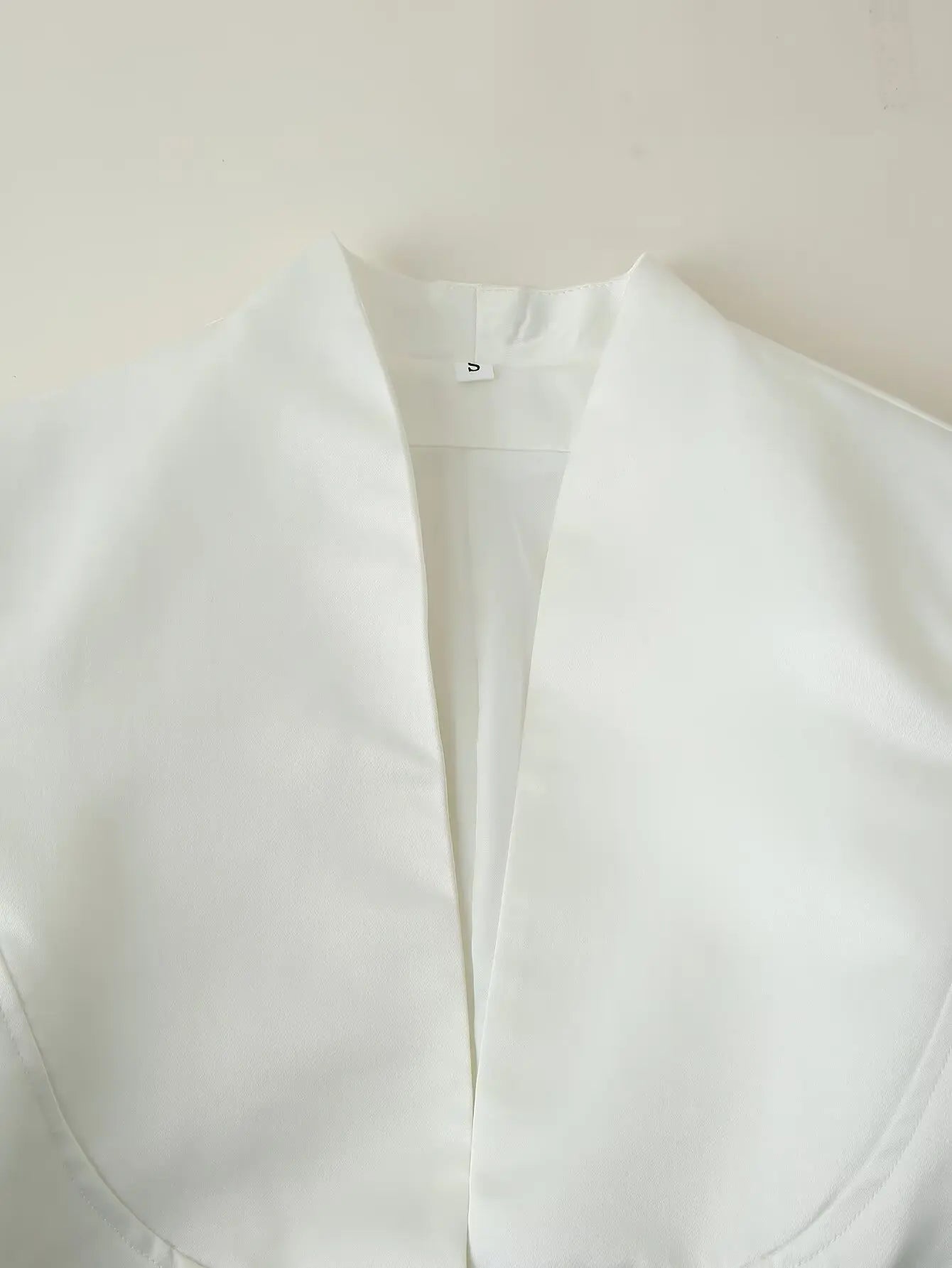 Women's blazer 2025 new Women's fashion solid color row of buttons wide shoulder blazer