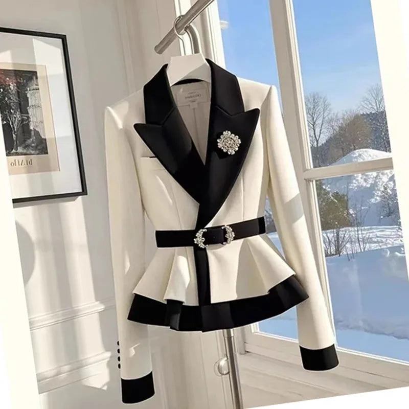 2025 Blazer Spring And Autumn New Jacket Women's Short Temperament Casual Joker Slim Young Senior Female Explosions